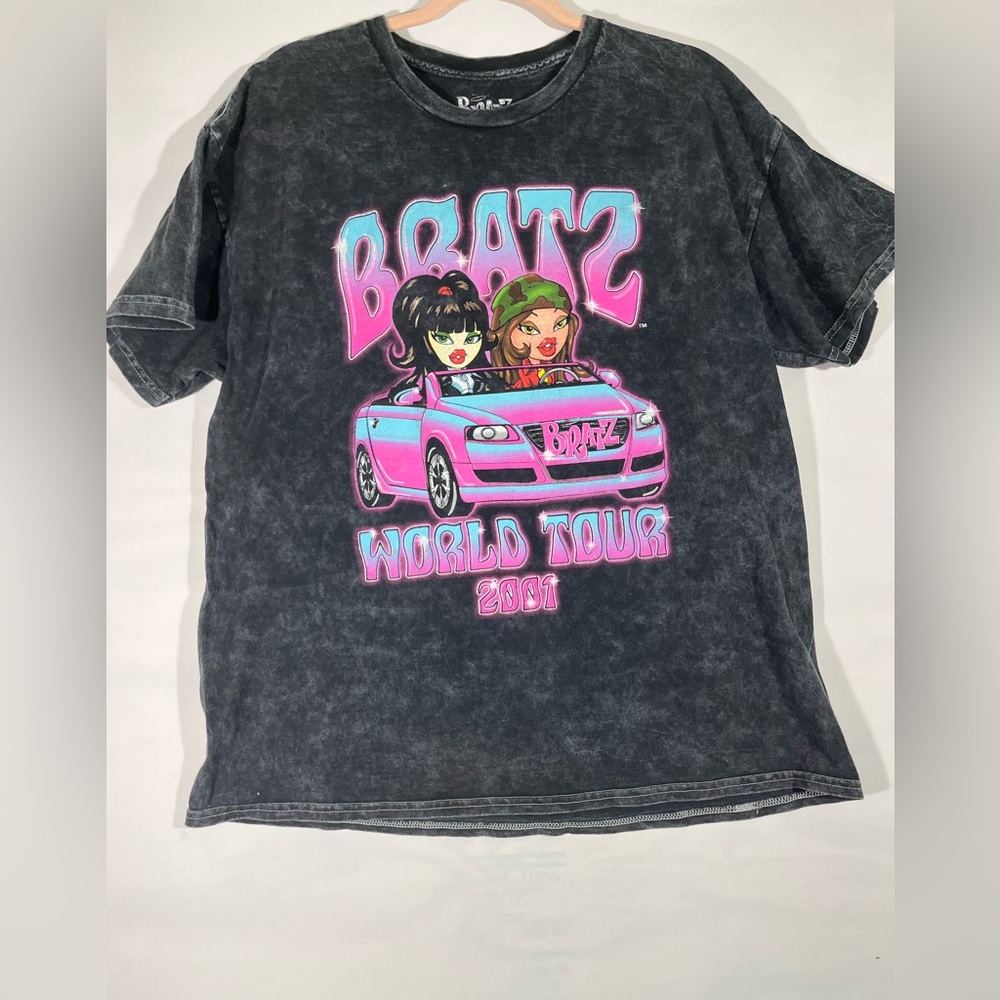 Bratz World Tour 2001 Short Sleeve Tee Graphics‎ Cotton Women XL BLACK Acid Wash